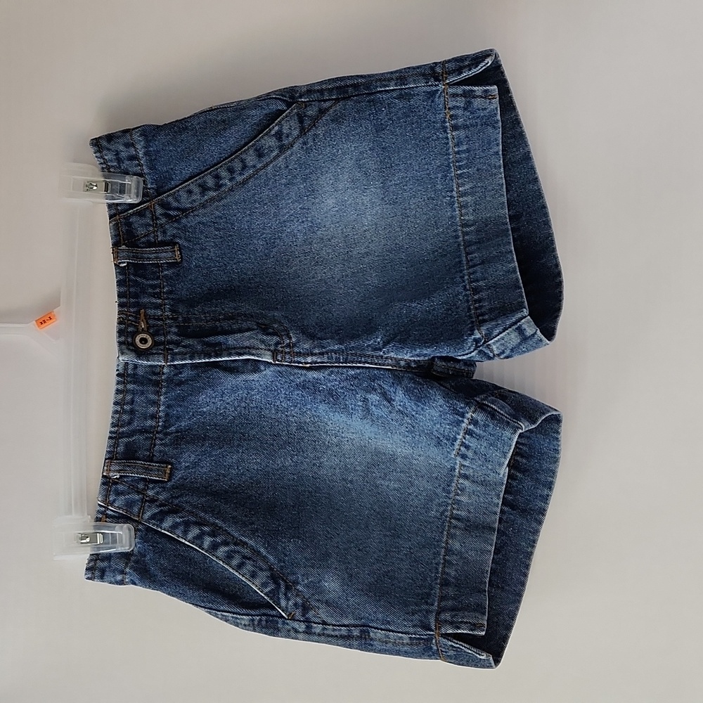 One Tuff Babe Jeanswear Shorts size 5/6